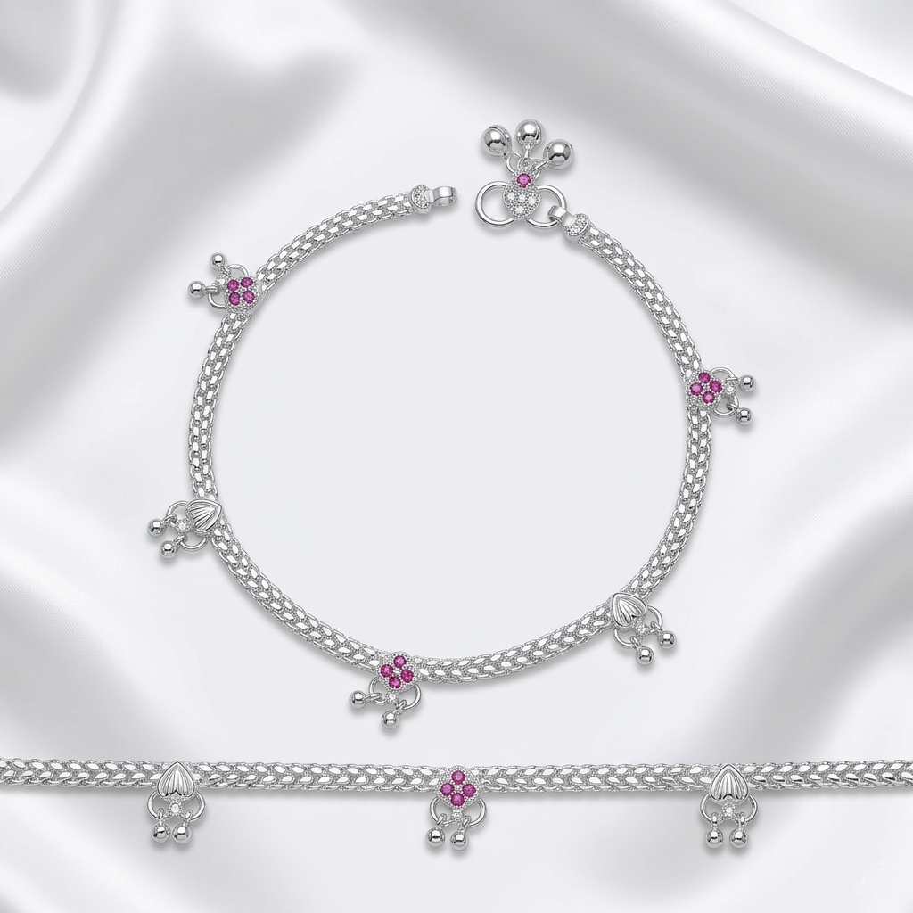 The Ultimate Everyday Luxury – Traditional Silver Payal designed for your daily hustle!