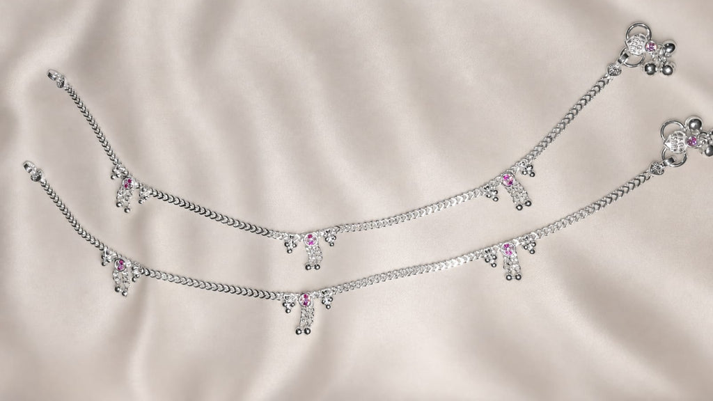 Trendy Everyday Wear Silver Pajeb with Hanging Ghungroo