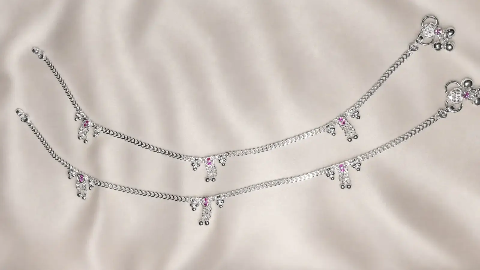 Trendy Everyday Wear Silver Pajeb with Hanging Ghungroo - Image 4